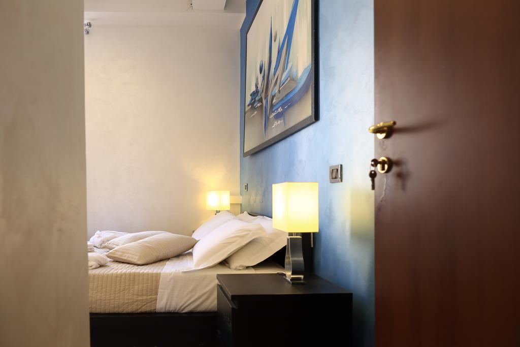 Mirko Luxury Inn Rom Eksteriør billede